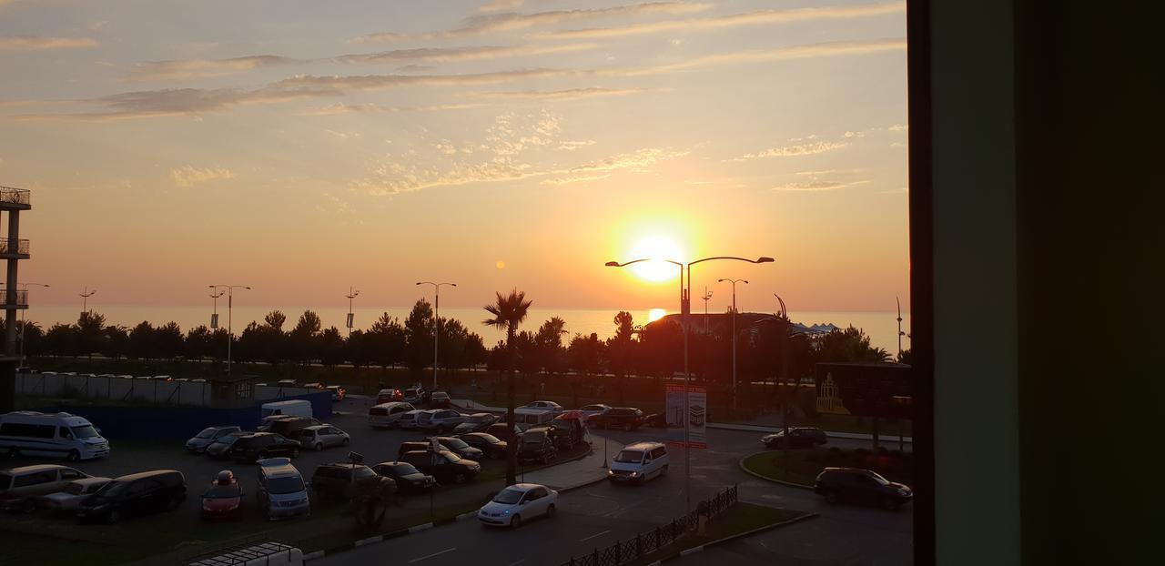 Apartment Rustaveli 59 Batumi Ngoại thất bức ảnh